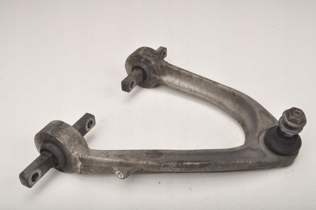 фото №1, Ferrari california f149 458 рычаг правый перед 235137