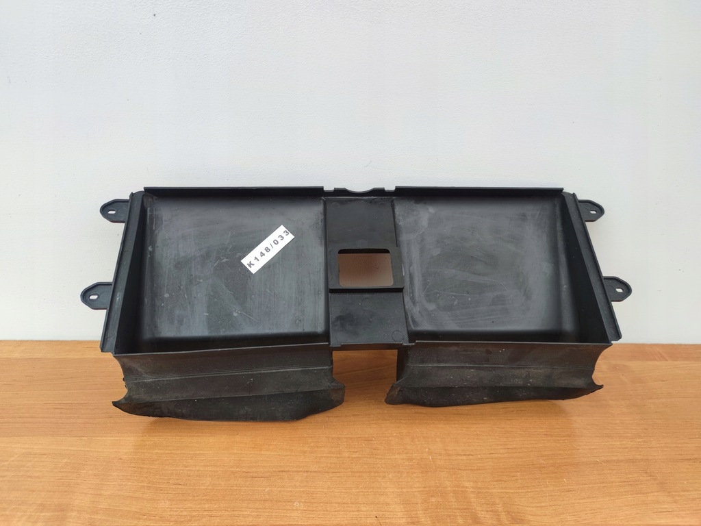 фото №1, Audi r8 впуск воздуха туннель канал 420121334