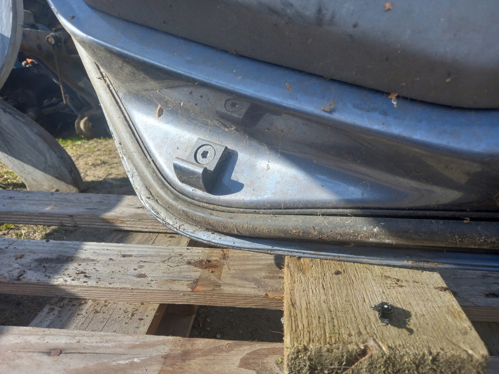 Купить Bmw 3 e46 touring универсал дверь левое  задняя левое задняя код лакокрасочного покрытия 372/5