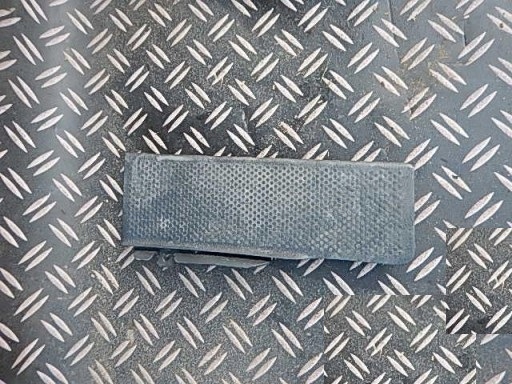 фото №1, Seat leon ii 05- захист гумовий елемент вкладка бардачка