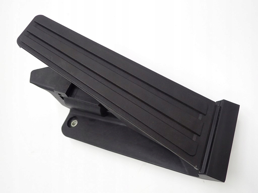 фото №1, Педаль газа потенциометр europa porsche taycan 21r