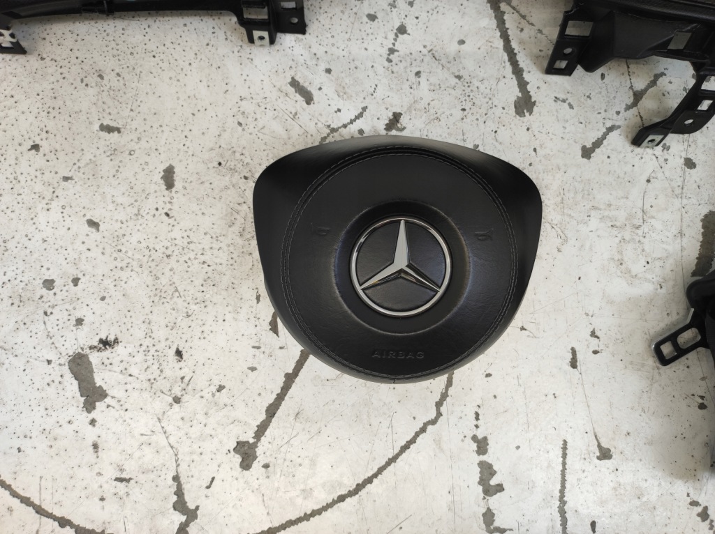 Панель приладів панель  подушки безпеки ремені s klasa w222 222 amg eu Ціна