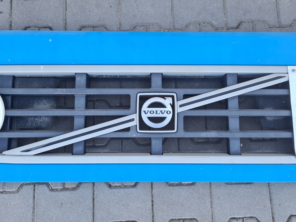 фото №3, Капот решётка радиатора решётка радиатора оригинал volvo fm 9 12 13