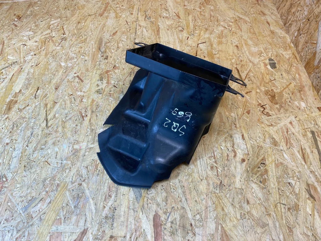 Кермо  повітря додаткової радіатора води audi q2 81a 81a121674b 2016- Недорого