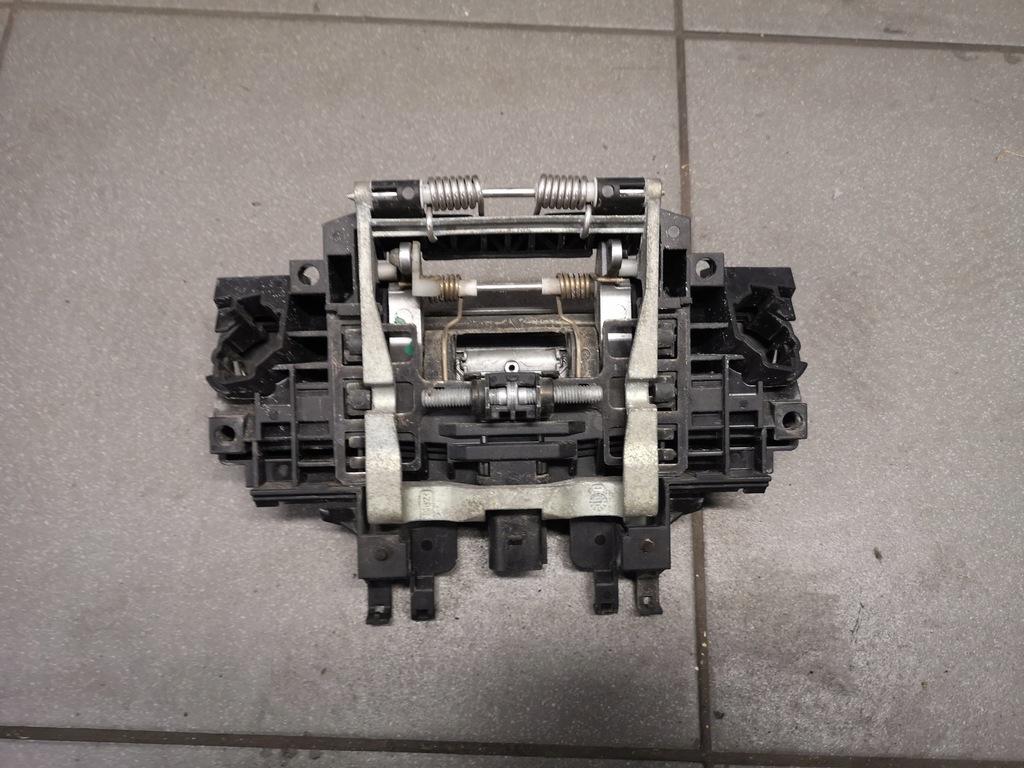 фото №8, Ручка двері ліва зовнішня audi a8 d3