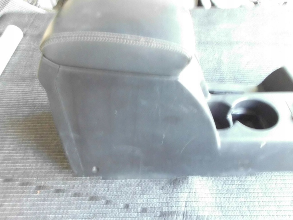 фото №10, Hyundai terracan 01- тунель середній підлокітник 84610-h1600 eu