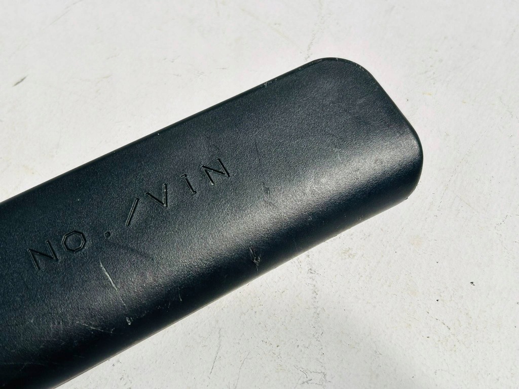 фото №5, Yaris iv mazda 2 защита заглушка номера кузов vin 58569-02110