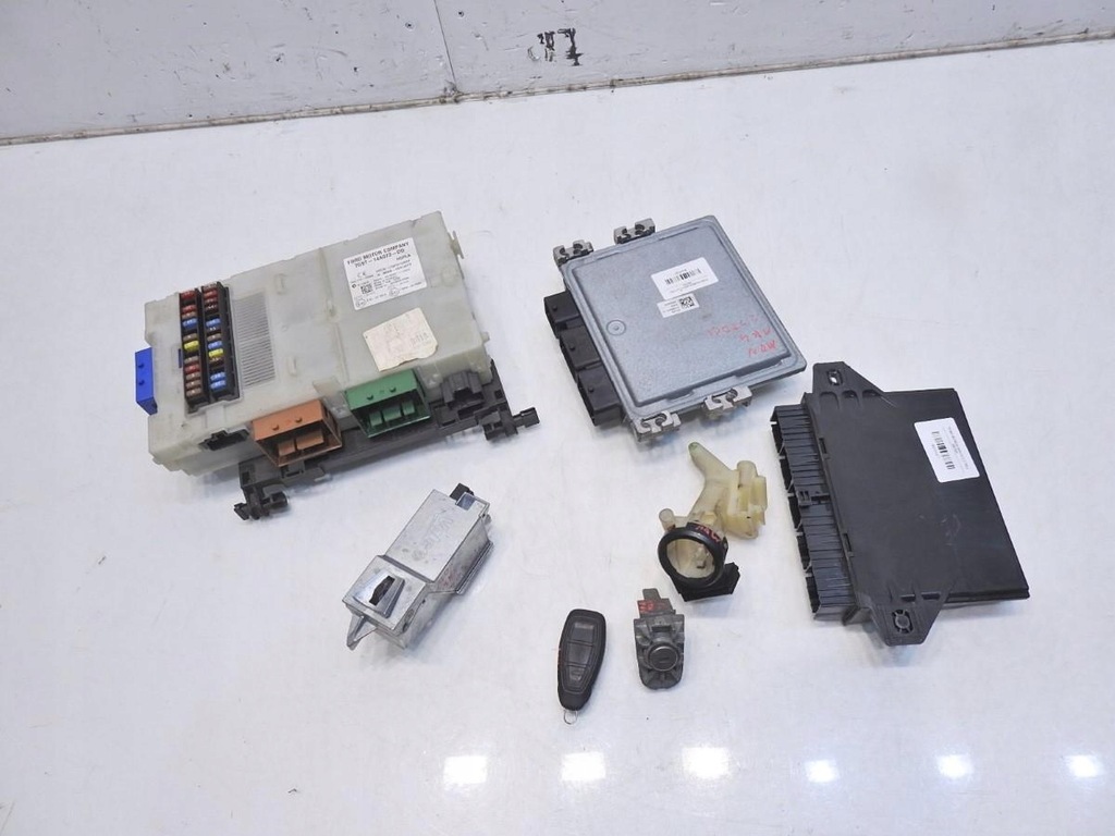 фото №9, Набор стартовый ford mondeo mk4 iv 2.0 tdci 8g91-12a650-gc 5ws40757c-t