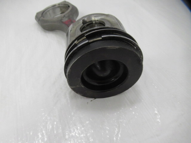 фото №12, Поршень шатун поршні 1.6 hdi 8v 95 115 km ford