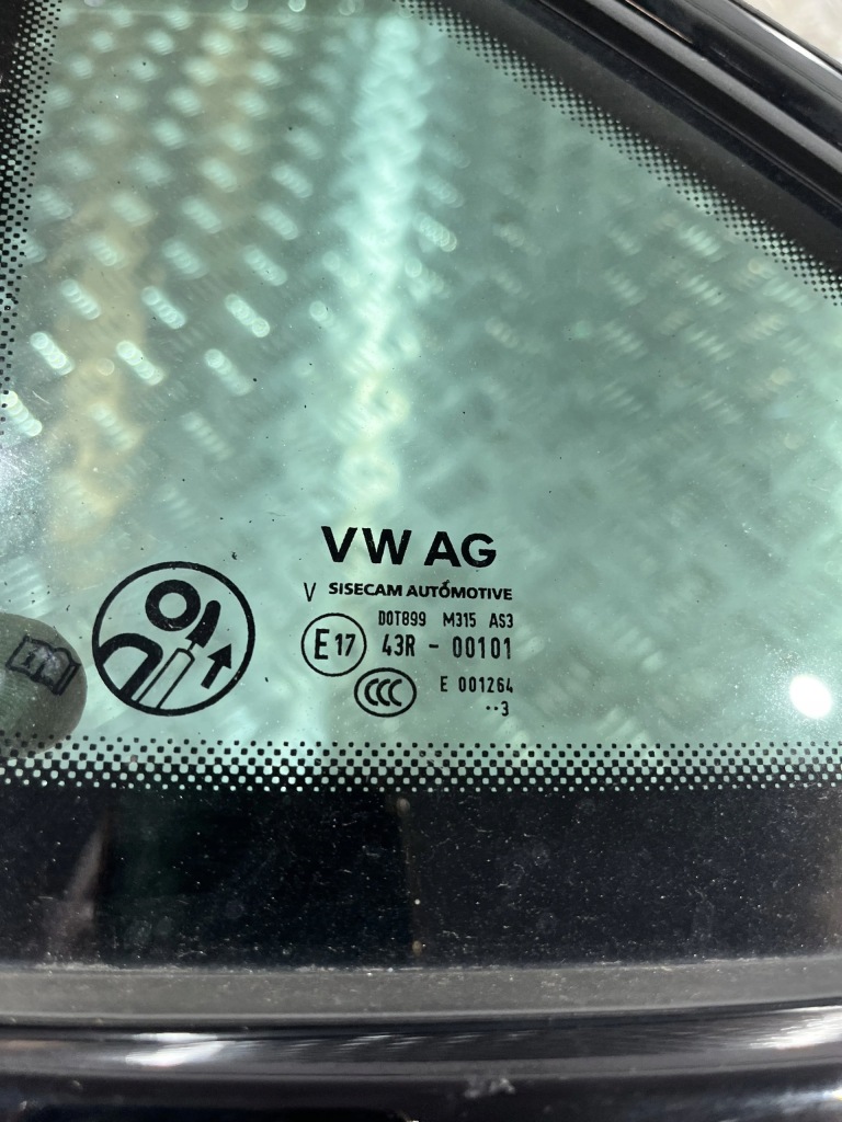 Купити Скло кузовна задні ліва cupra formentor 20-