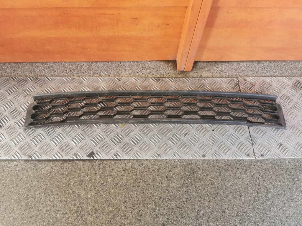 фото №1, Решётка решётка радиатора бампера skoda scala 657853677