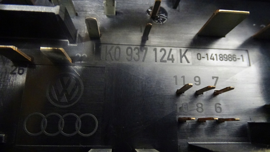 фото №6, Коробка запобіжників audi a3 8p 2.0tdi