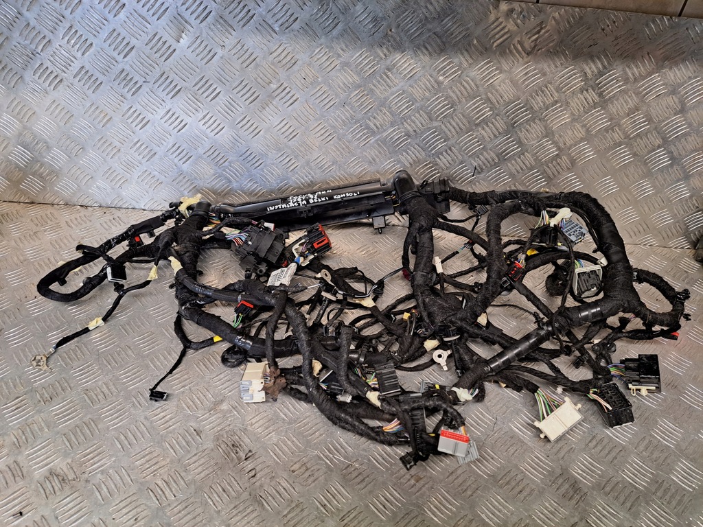 фото №9, Ford focus mk4 електропроводка консолі