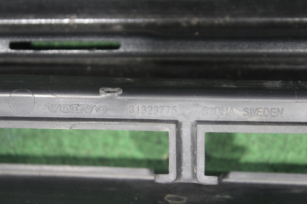 фото №8, Бампер перед volvo xc60 1 i lift решітка ґрати oem 31323765 31323775