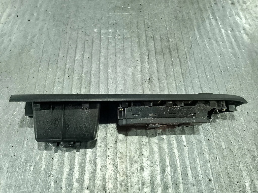 фото №8, Панель керування вікон i дзеркал mazda 5 05-10 cc2966350a