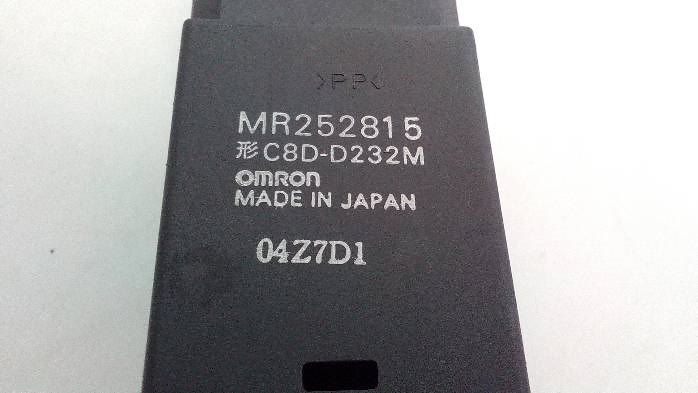 фото №7, Панель перемикачів скло лівий перед galant