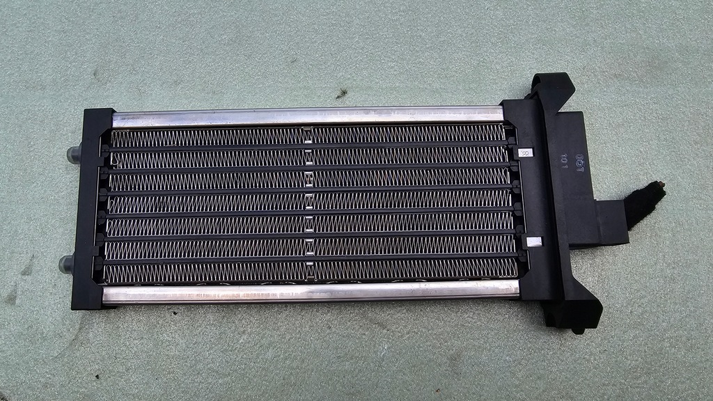 фото №1, Audi a6 c5 обігрівач електрична 4b1819011