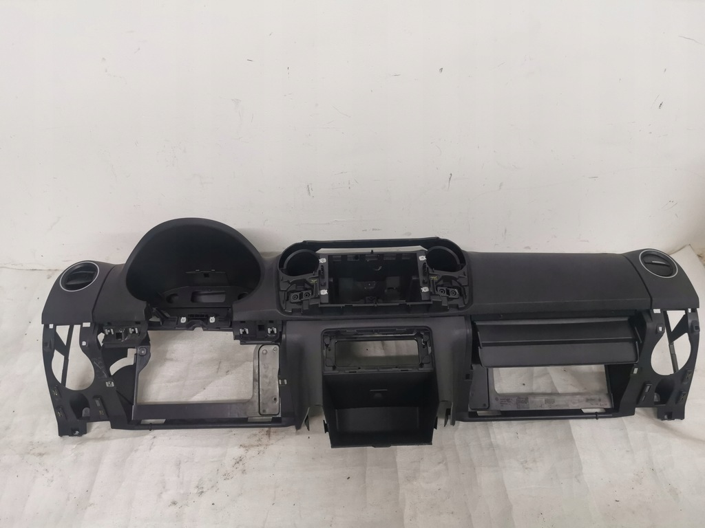 фото №1, Панель приладів консоль vw amarok