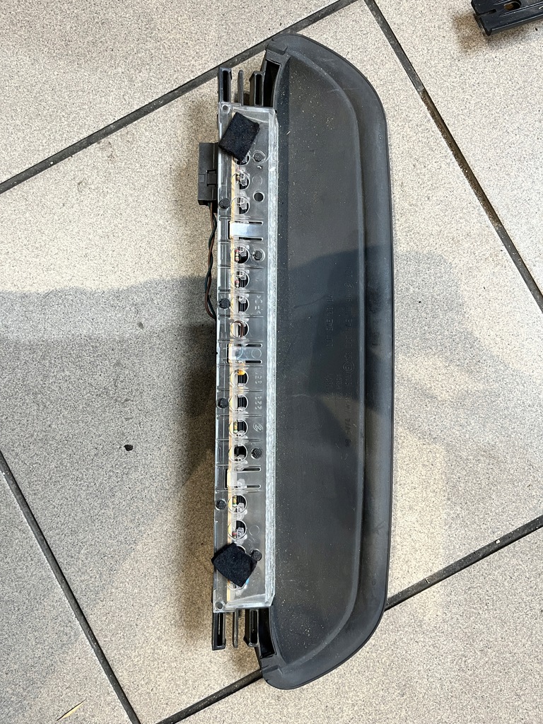 фото №1, 6 bmw e60 sedan світло стоп-сигнал 6927018