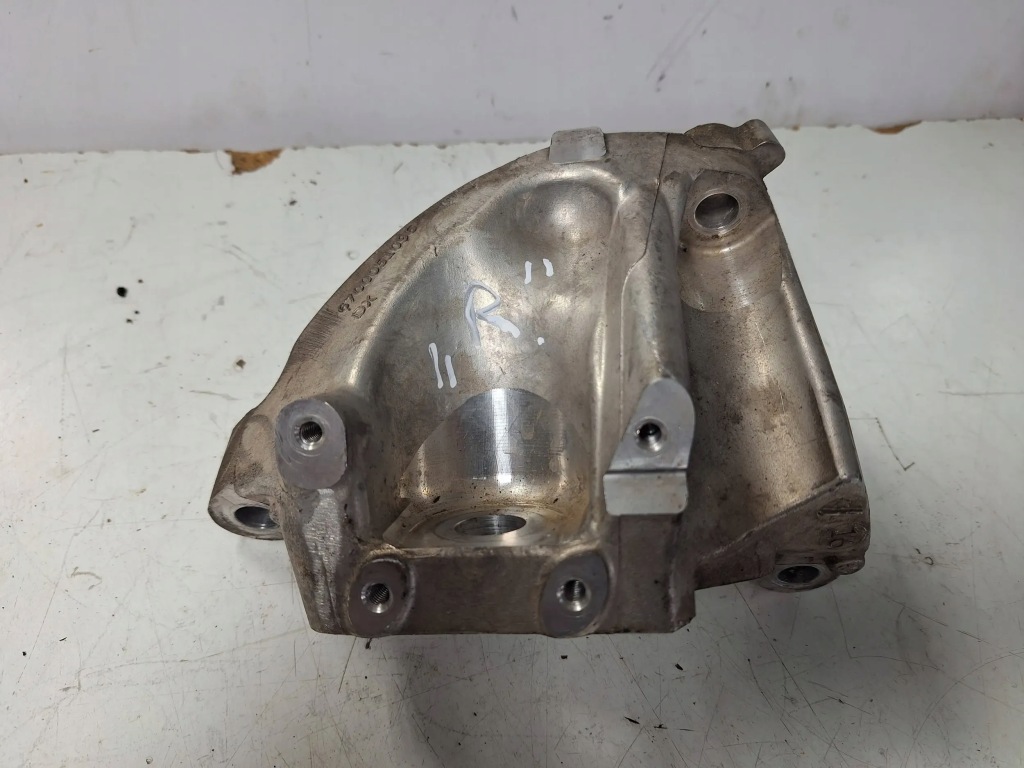 фото №1, Кронштейн двигателя правая 6700051096 alfa romeo giulia qv 2.9i
