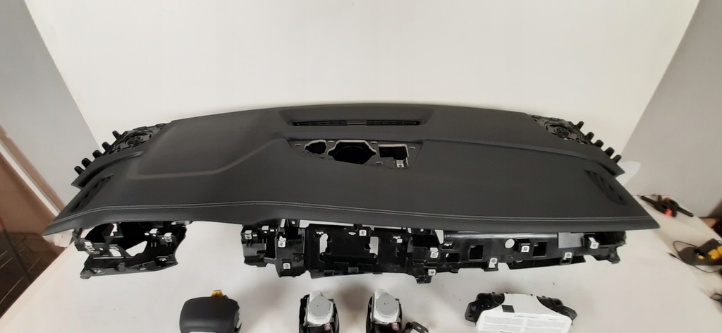 фото №5, Audi q8 панель приладів приладова набір подушка безпеки