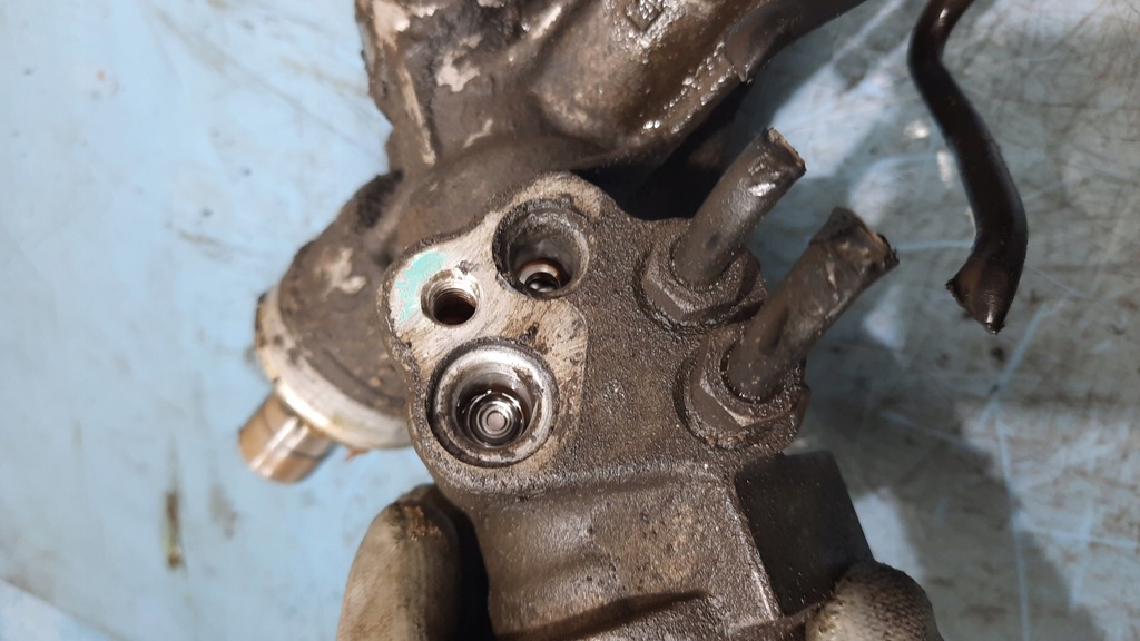 фото №11, Рулевая рейка rf-yl8c-3550-fb mazda tribute 3.0b 01r