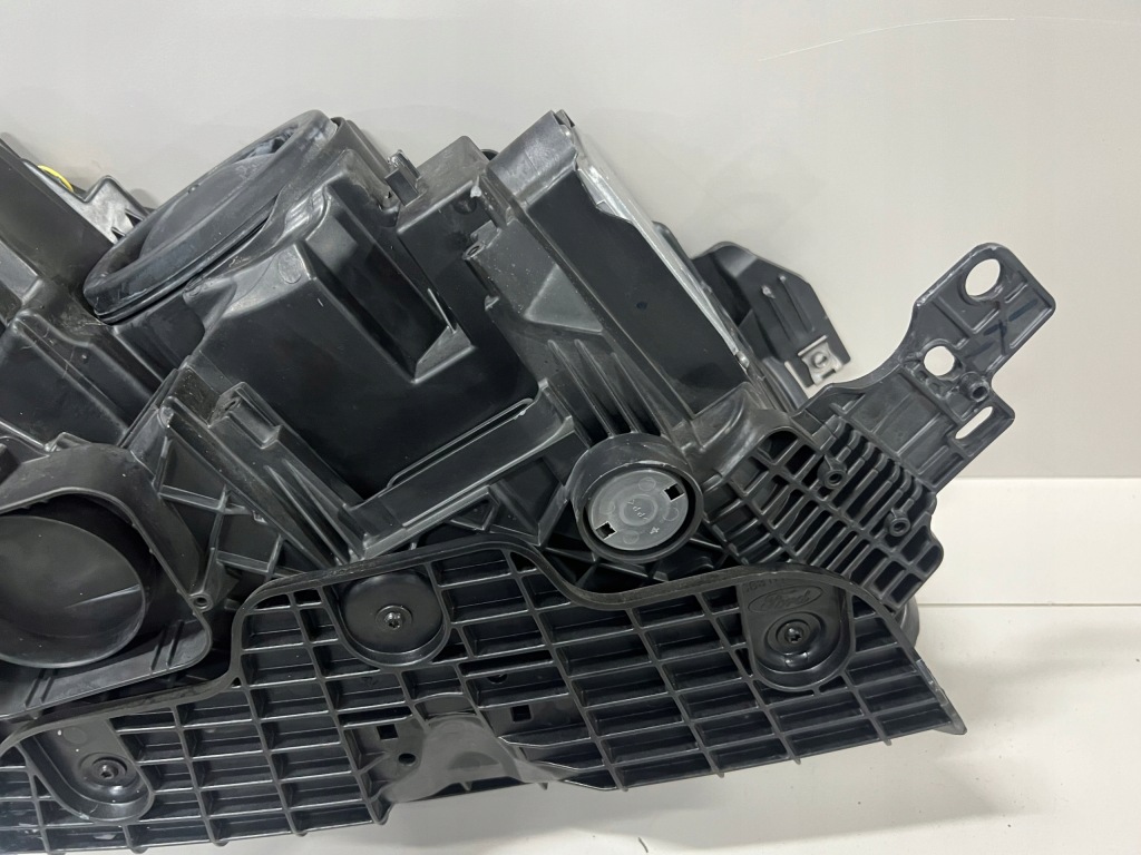 Фара передня ліва ford kuga mk2 рестайлінг  лінза led Недорого