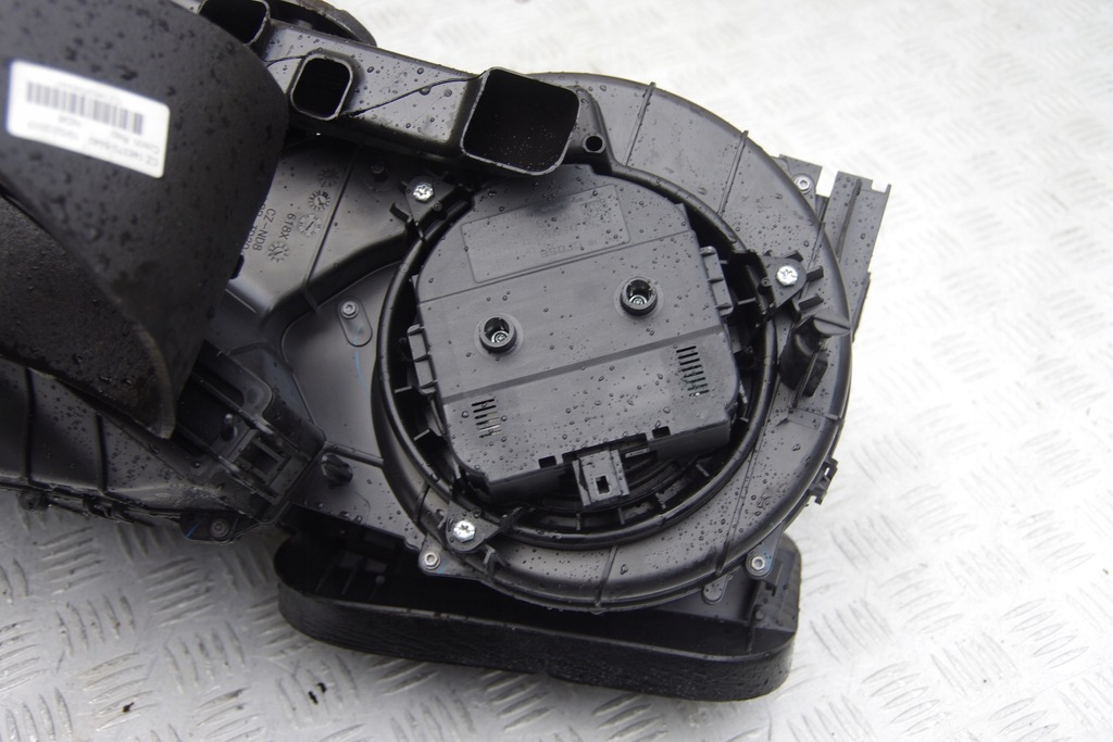 фото №7, Обігрівач комплектна audi a8 d4 lift europa