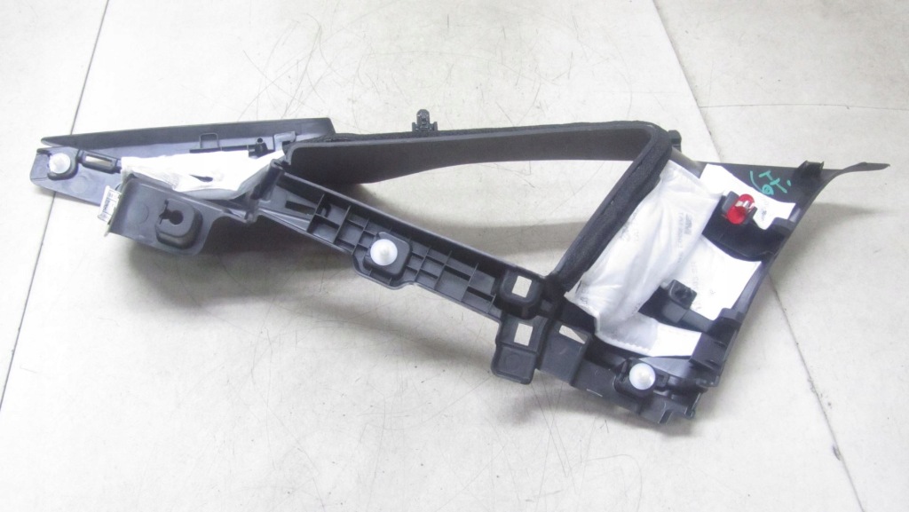 Renault arkana защита пластик багажника правый 29632-jl000 Недорого