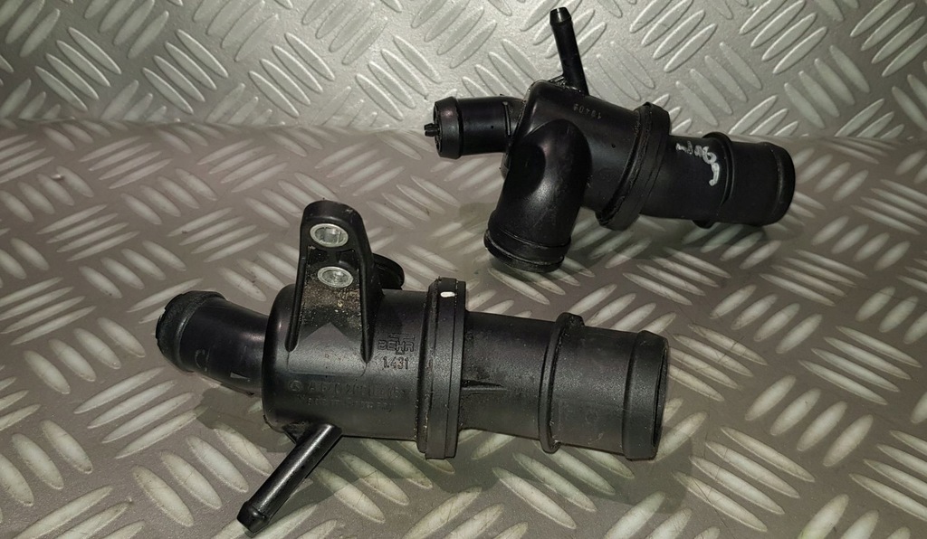 фото №1, Mercedes a w169 200 w245 2.0 cdi труба корпус термостата патрубок термостат