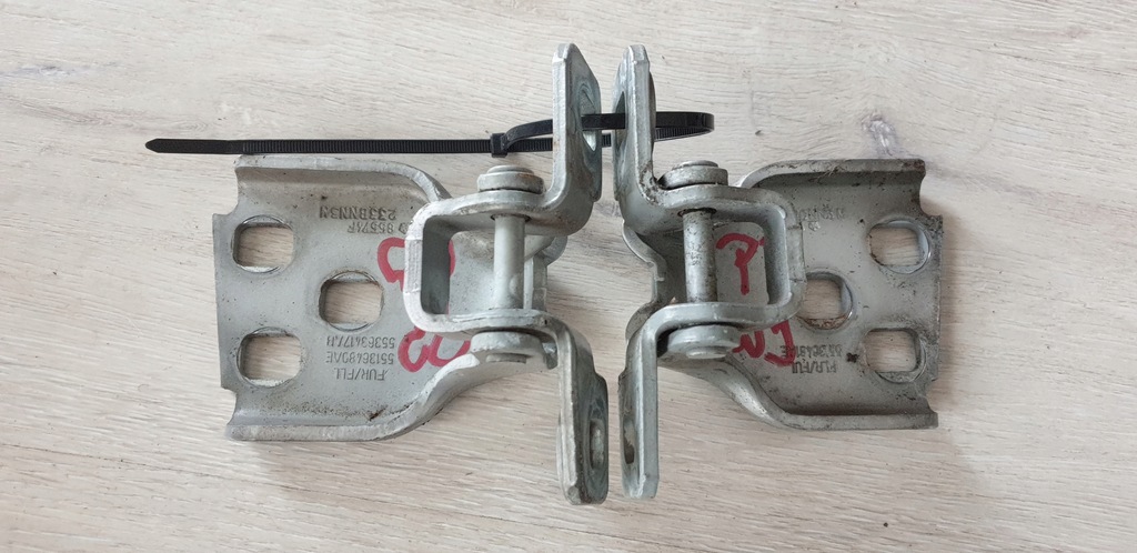 фото №1, Петля двері перед правий jeep grand cherokee wj