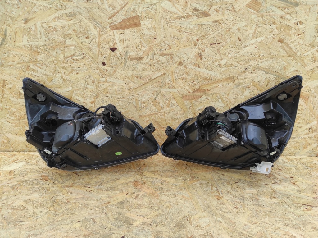 фото №4, Лампа передняя левая правая ксенон espace iv lift