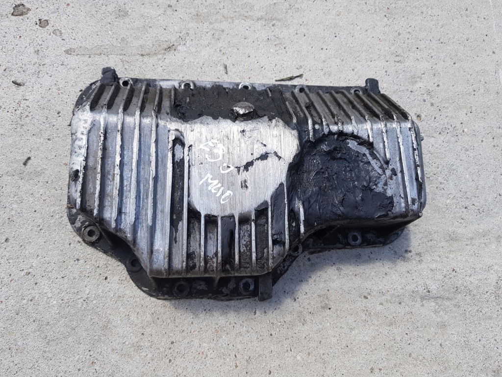 Піддон оливи масляна 1 715 266 оригінал bmw e30 316i 318i m40 Недорого
