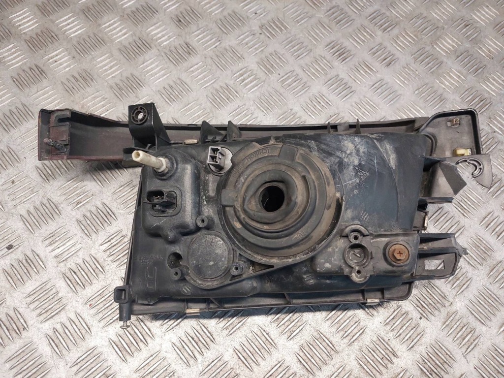 фото №4, Лампа фара правый перед + молдинг subaru forester i