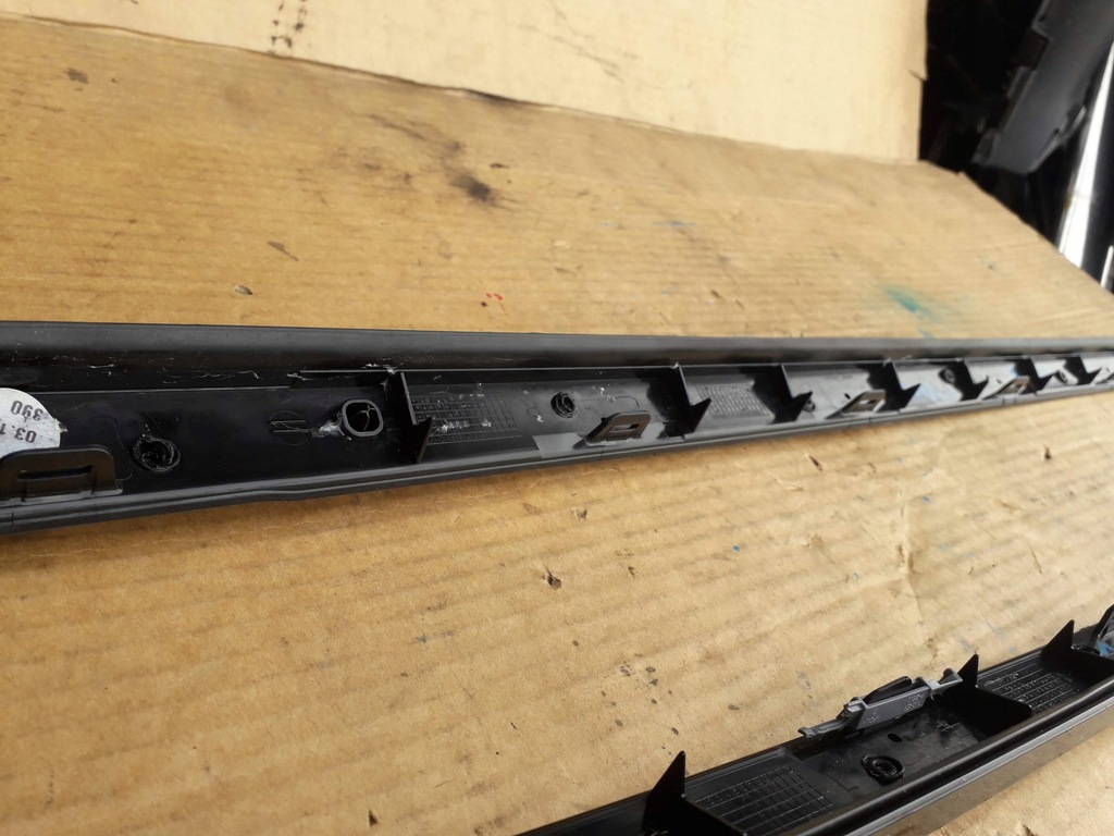 фото №6, Молдинг підвіконна скло передньої peugeot 3008 ii