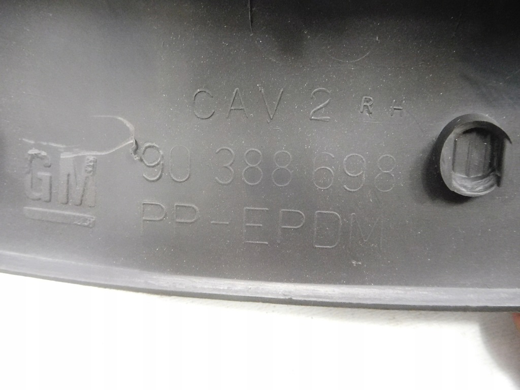 фото №6, Молдинг крыла правый перед opel corsa b hb оригинальный номер 90388698