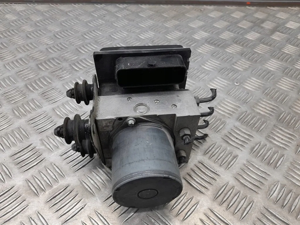 фото №7, Audi s5 facelift 2014 с передний насос abs