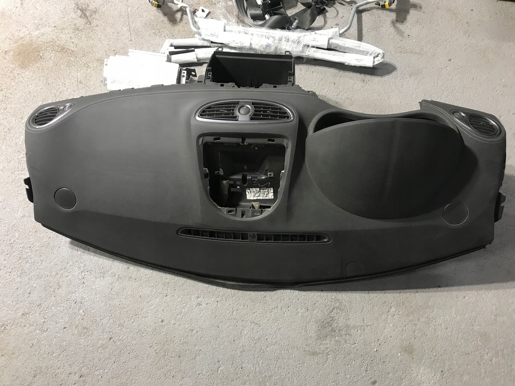 фото №8, Панель приладів консоль подушка ремені clio iii 681005239r