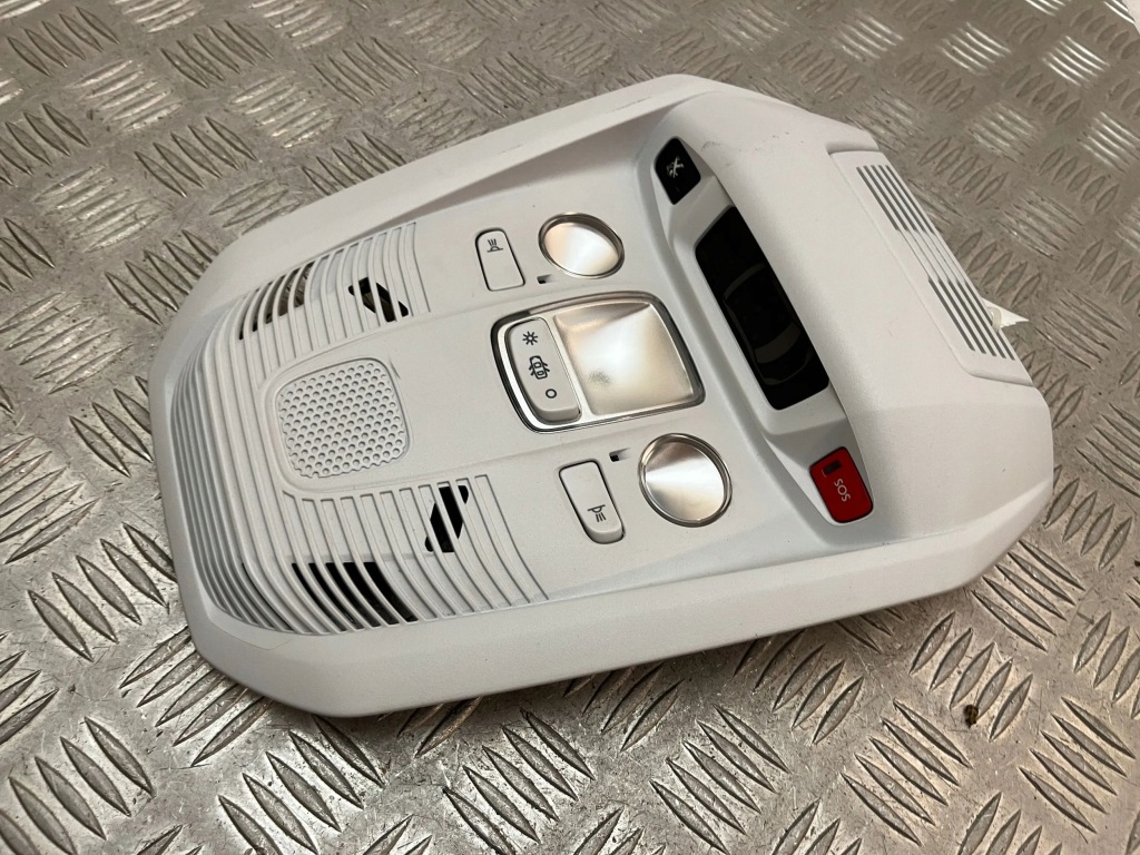 Peugeot 5008 2 лампа потолочная 9814584177 Недорого