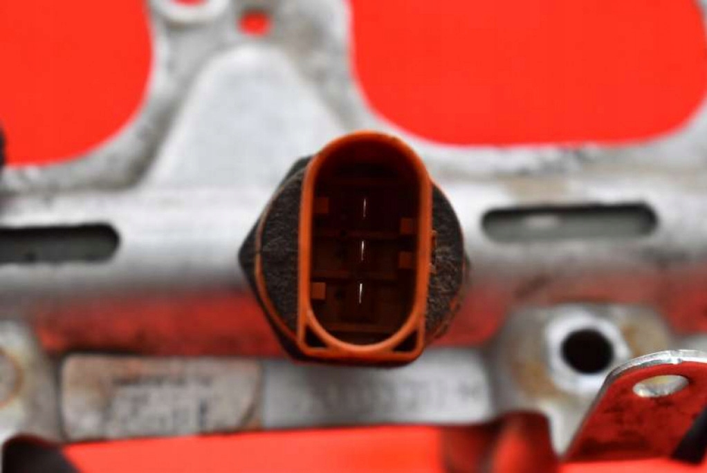 фото №7, Молдинг впрыскная форсунки 06j133317m vw passat cc 2.0 tfsi 200 km 08-12