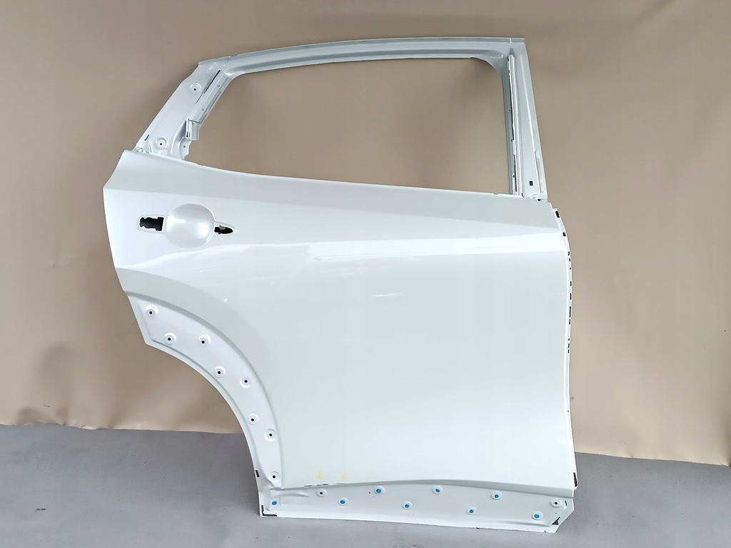 фото №1, Nissan ariya дверь правое задняя задние