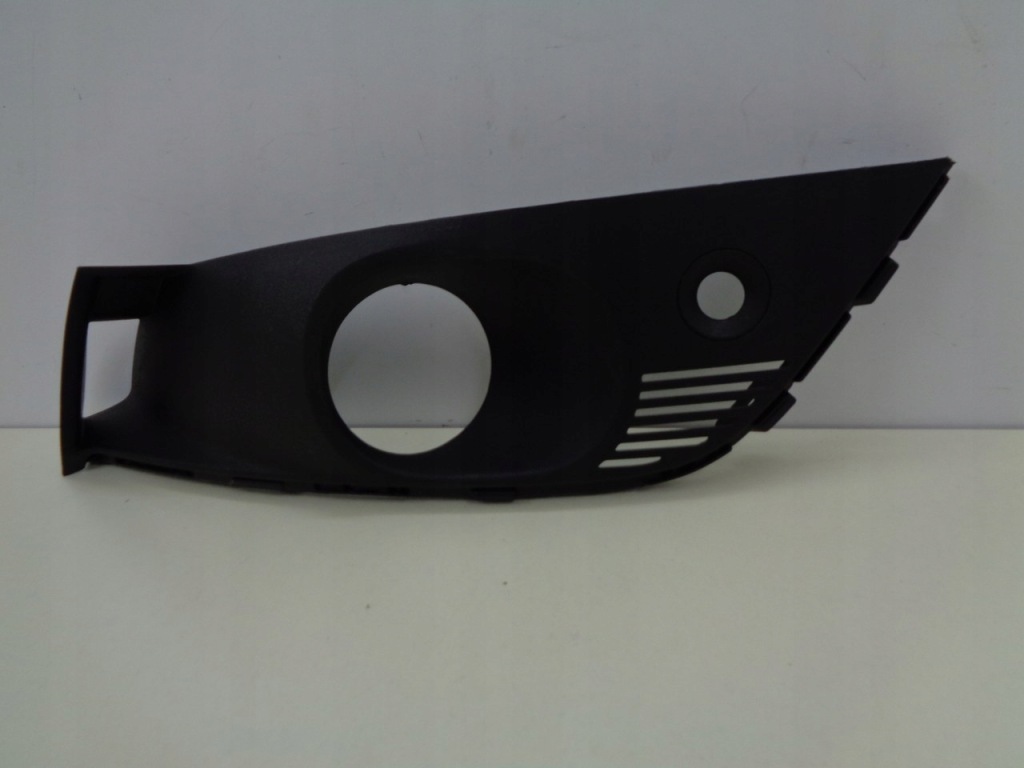 фото №1, Renault megane iv решётка бампер правый перед