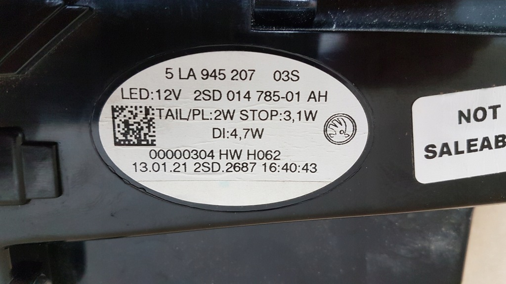 фото №8, Лампа задняя левая skoda enyaq 21-