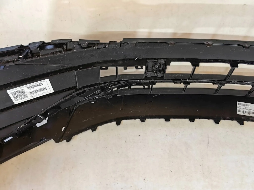 фото №14, Vw tiguan ii lift r-line- решётка нижняя бампера перед