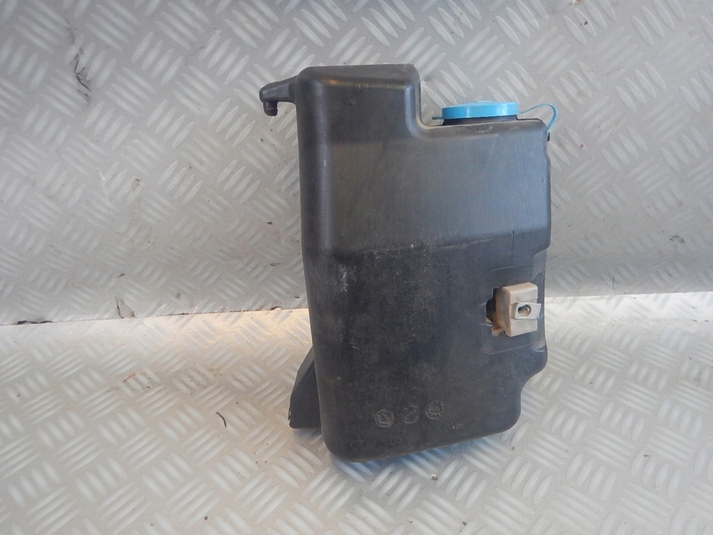 фото №1, Nissan titan 04- бачок омывателя