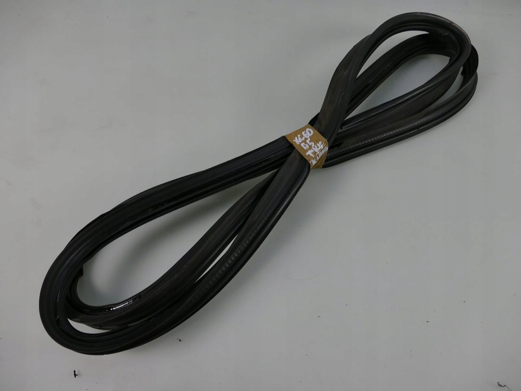 фото №1, Volvo xc60 i lift прокладка крышки багажника задняя