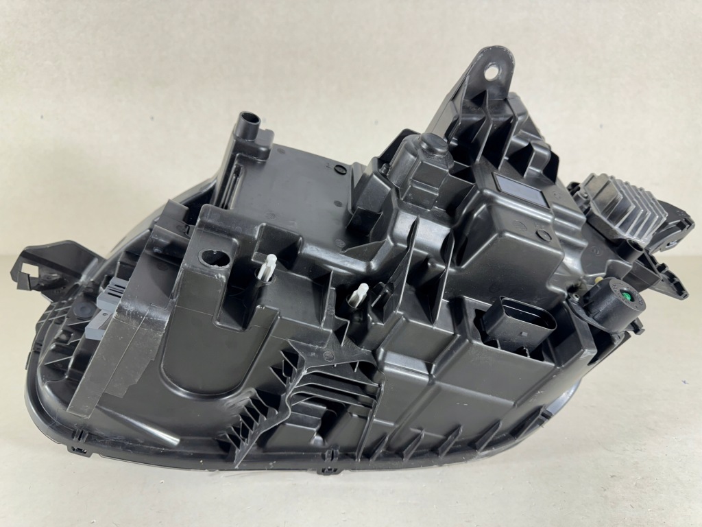 Volvo xc90 full led active high beam рестайлинг  фара правый  перед eur - хорошее состояние Оригинал