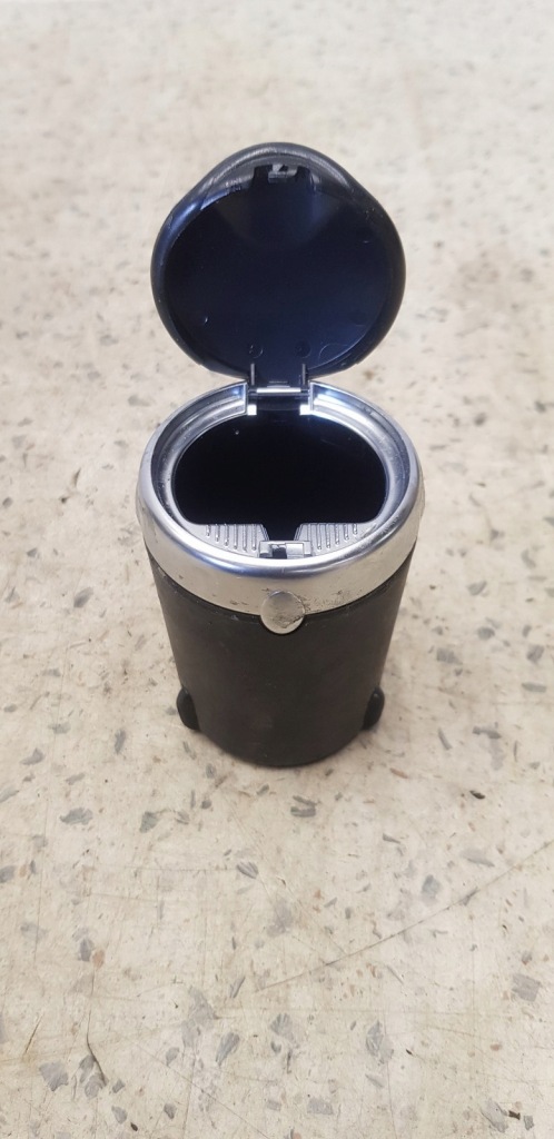 фото №1, Попільничка seat ibiza iv