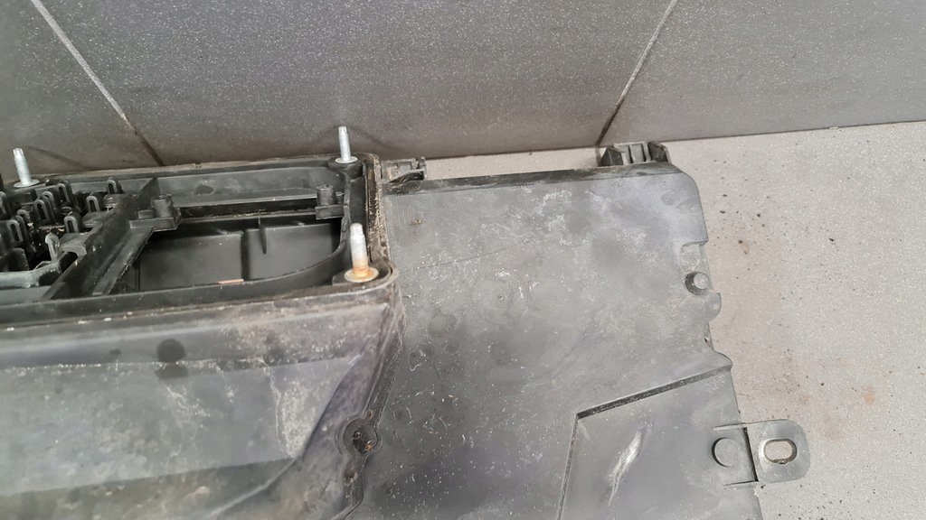 фото №10, Корпус блок управління audi a8 d2 eu 4d1937118a