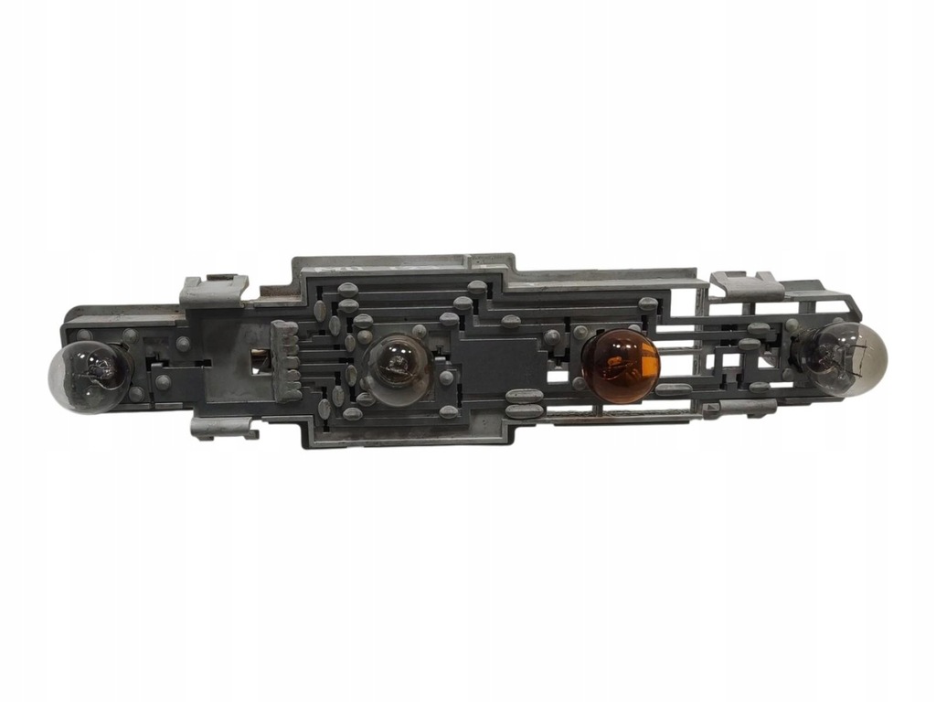 фото №1, Вкладиш лампи правий лівий задня цоколь лампочка renault master ii lift 2004-2009